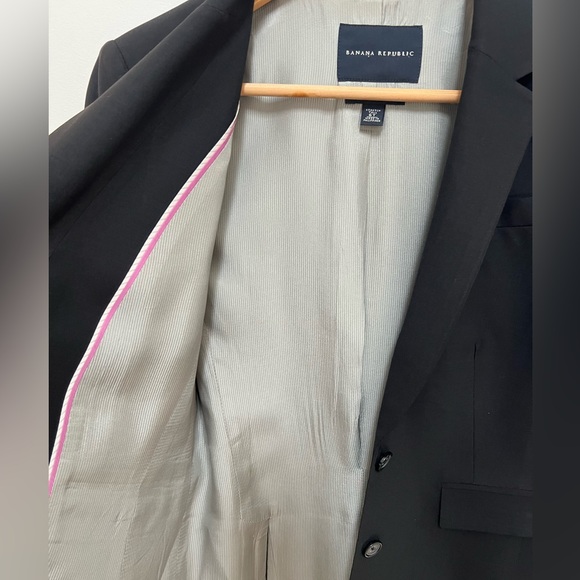 Banana Republic Black Wool Suit Jacket Women’s Size 6Tall. - Picture 4 of 7